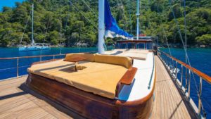 Vacanza in caicco con programma yoga