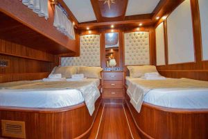 Baba-Can-6-cabin-gulet-caicco-13