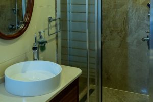 The gulet features: 2 Master cabins and 4 Double cabins