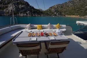 Flybridge is perfect for sunset gatherings, cocktail hours, or quiet nights beneath the stars