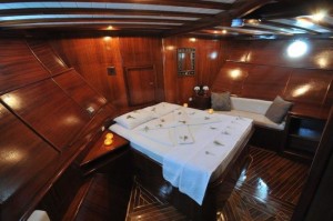 Elara gulet yacht cabin (5)