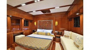 Gloriuos sailing gulet yacht cabin (11)
