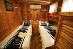 Kaya Guneri 2 gulet yacht cabin (29)