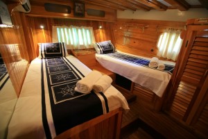 Kaya Guneri 2 gulet yacht cabin (31)