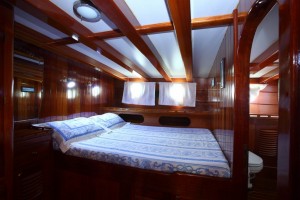 Kaya guneri3 gulet yacht cabin (9)