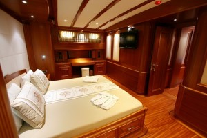 Kaya Guneri 5 gulet yacht indoor (10)