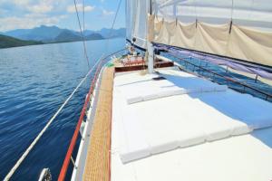 North Greek islands cruise Gulet