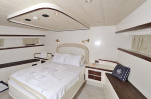 Gulet yacht Moonstar master cabin
